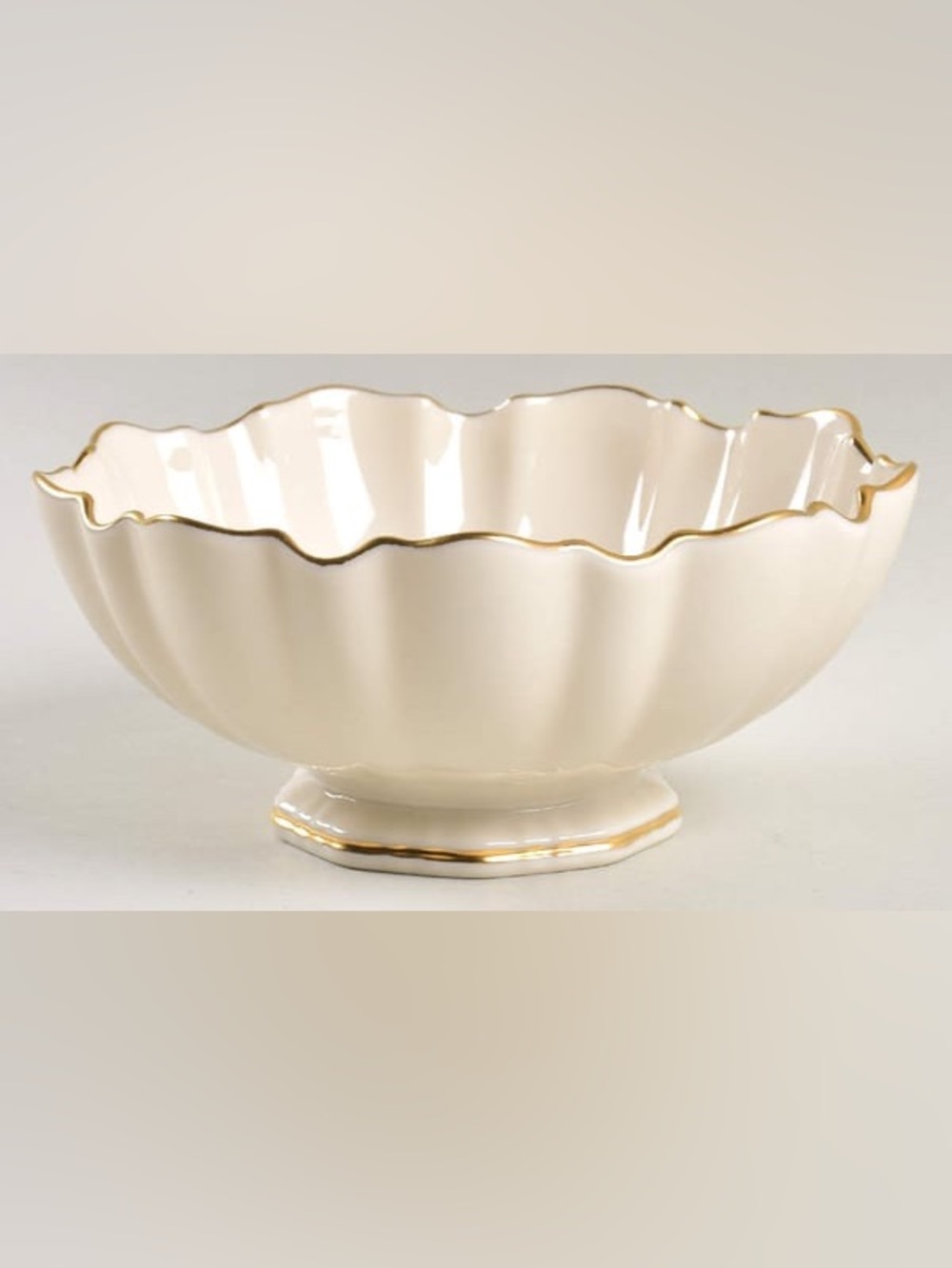 Lenox Symphony Ivory Scalloped Bon Bon Bowl with Gold Trim